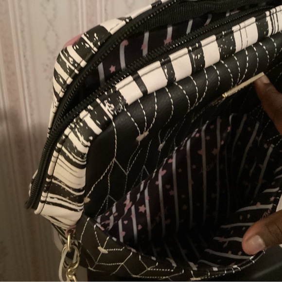 Betsy Johnson mini backpack - Picture 5 of 7